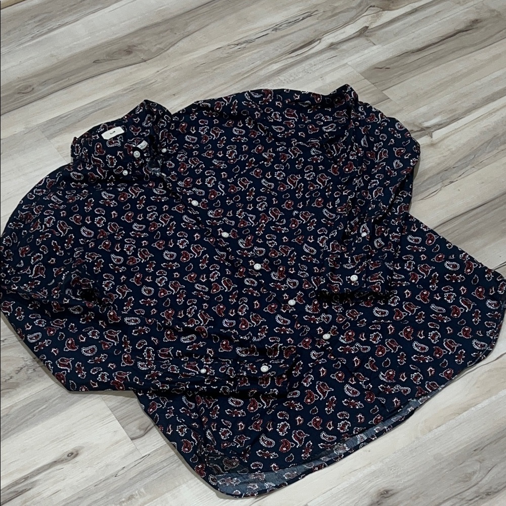 J. Crew Men's Dark Blue Paisley Button Down Shirt